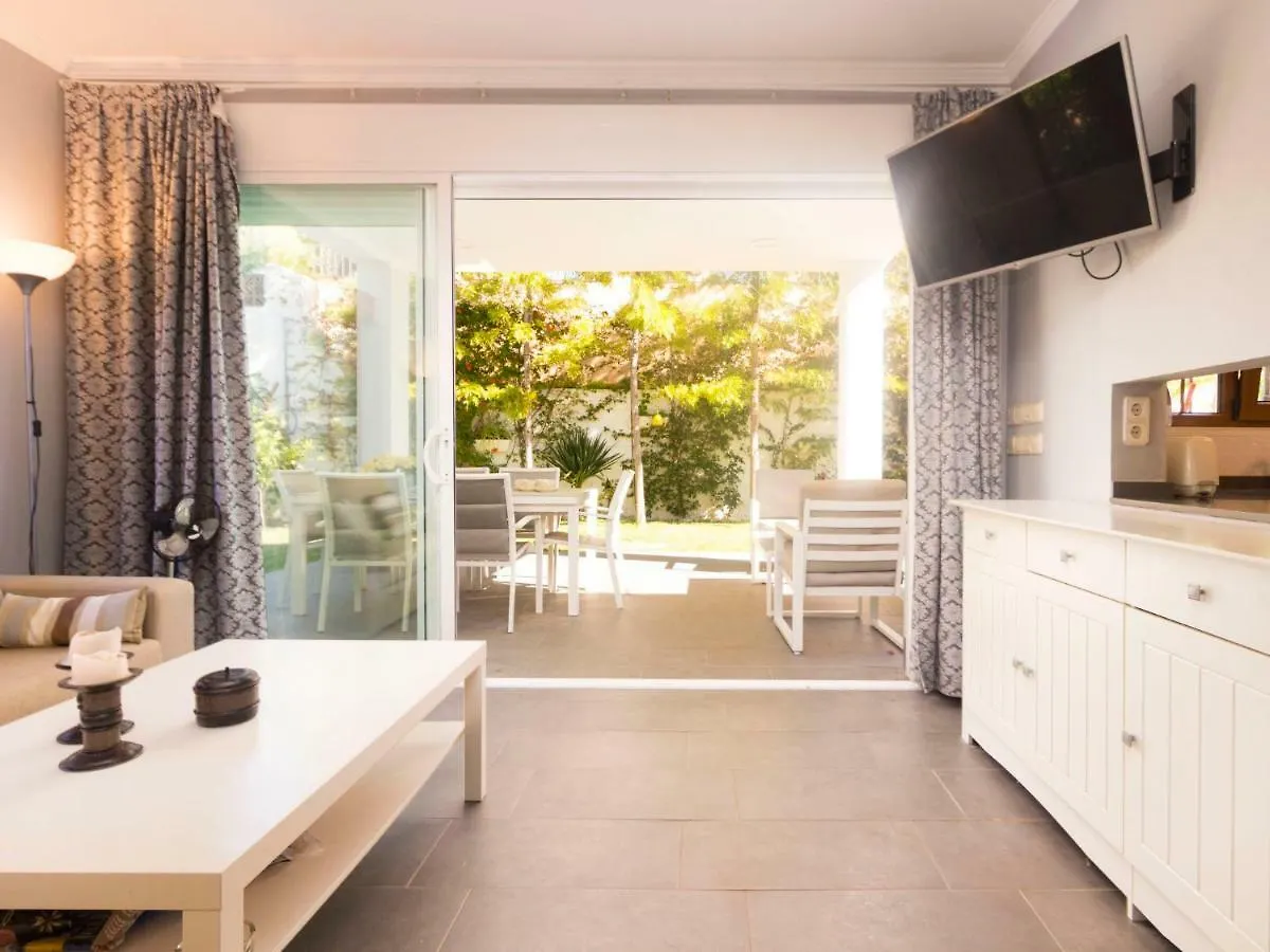 Holiday Home El Dorado Playa Villa La Roca By Interhome Cambrils